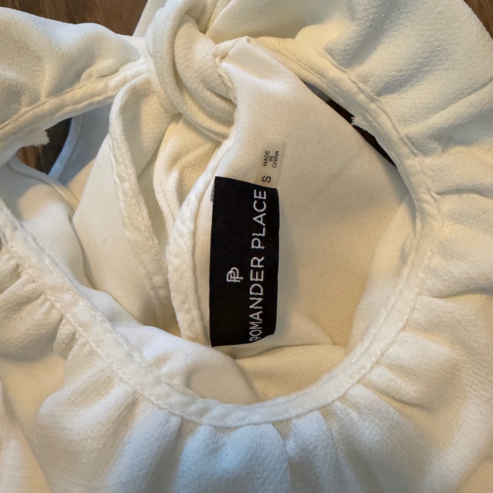 Tuckernuck White Ruffle-Neck Sleeveless Blouse - Picture 4 of 7